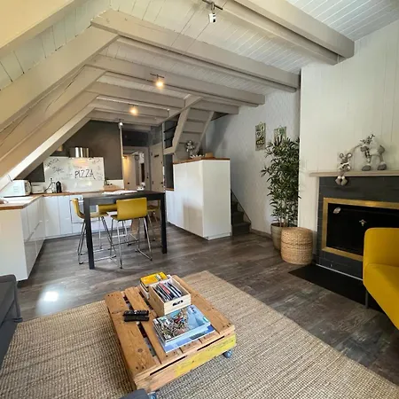 Duplex Grauer Y Parking Gratuito Lägenhet *